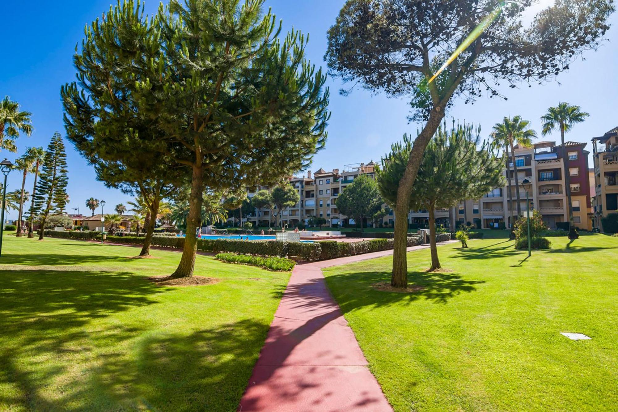 Alcaudon By H Apartment *