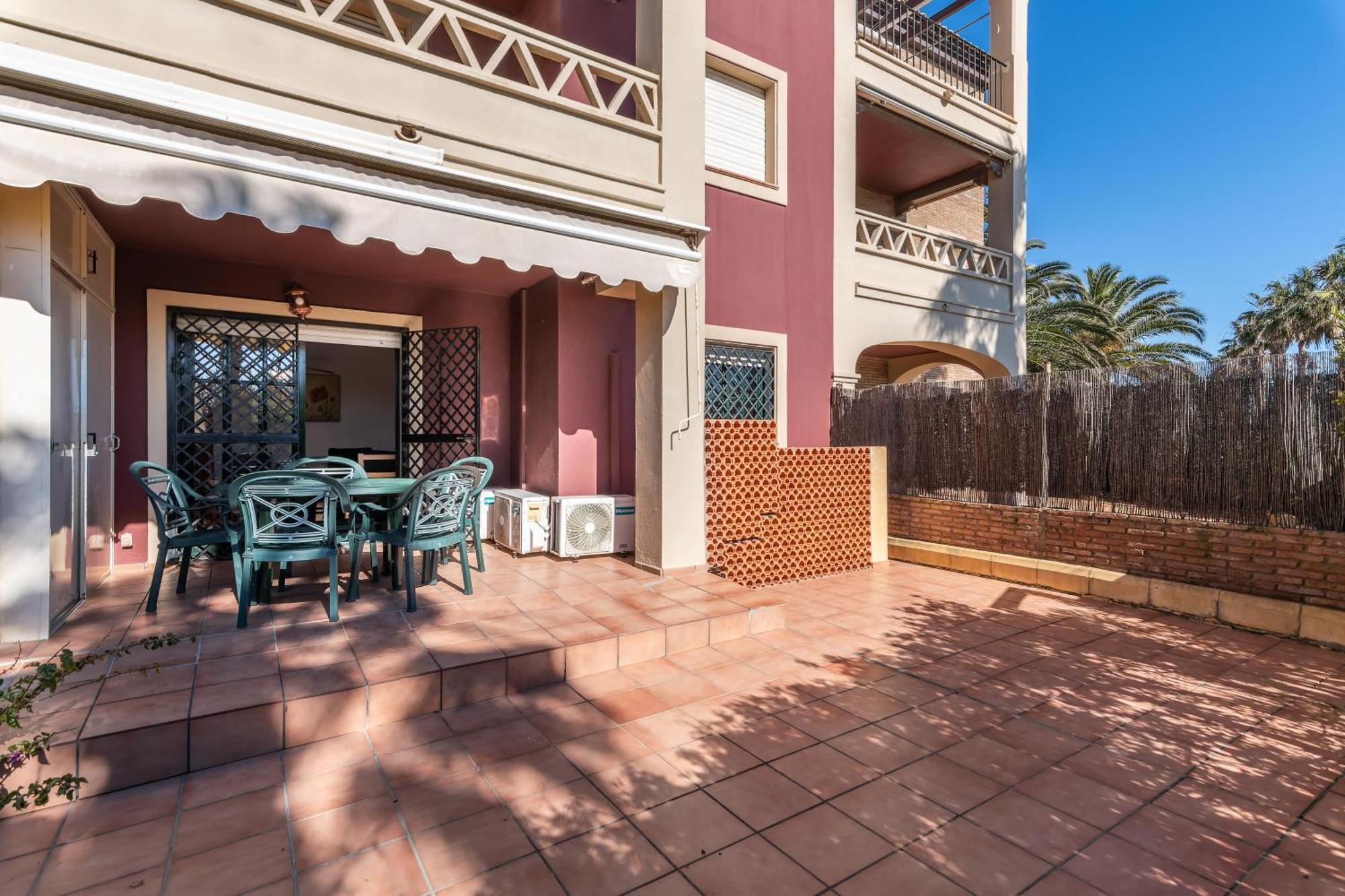 Alcaudon By H Apartment *