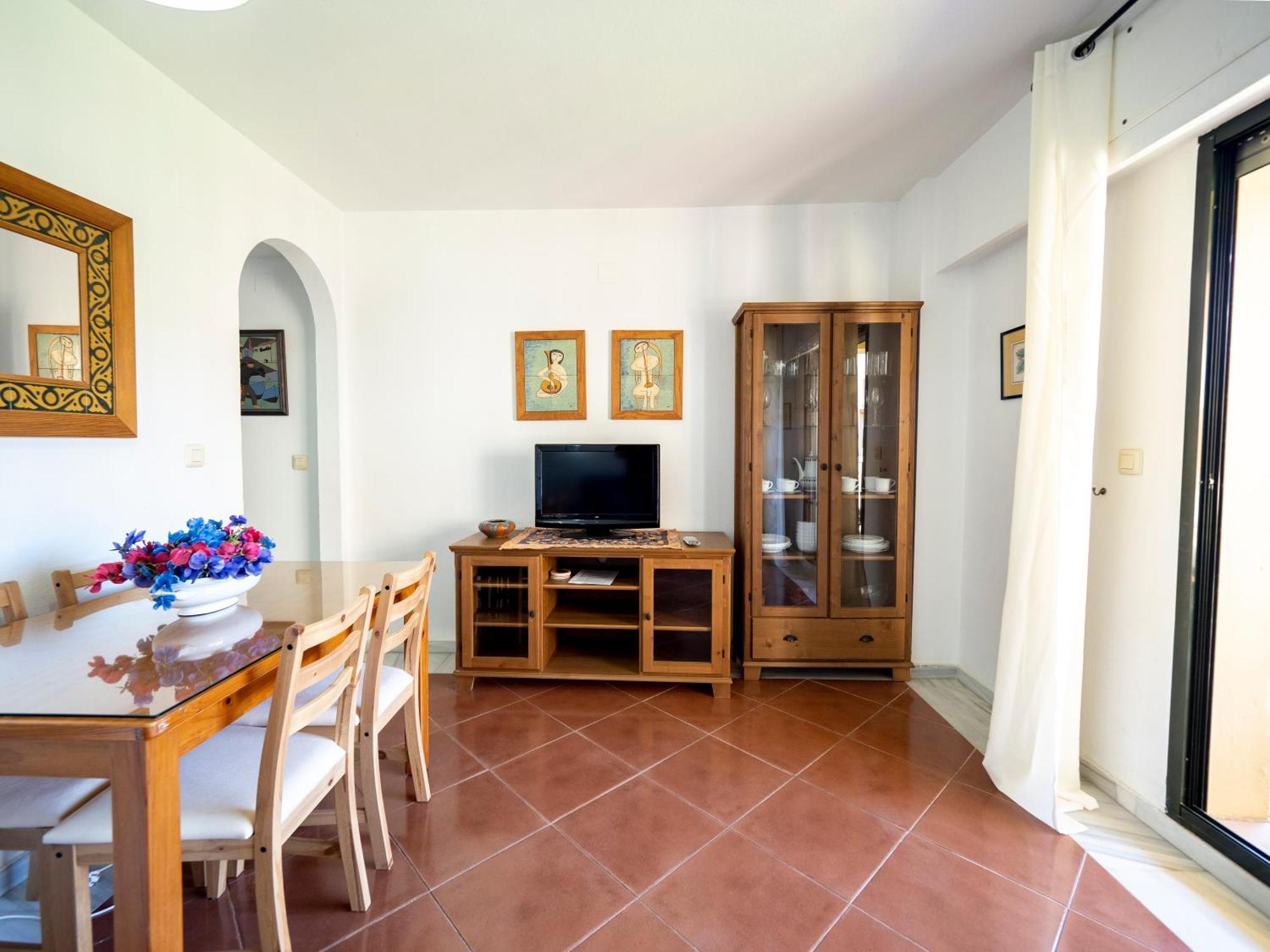 Alcaudon By H Apartment *